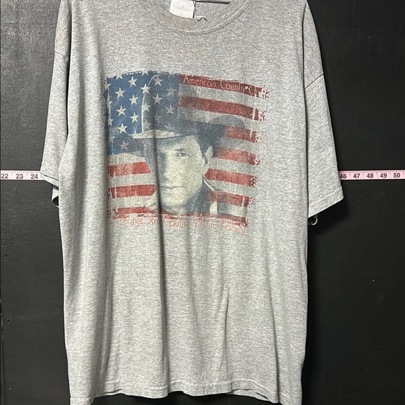 Gildan Other - George Strait T-Shirt